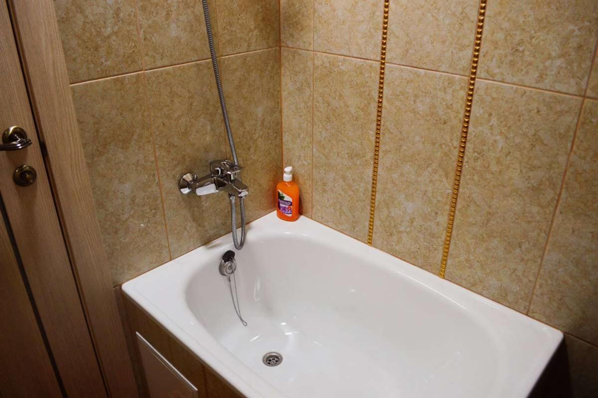 На Круговій Zaporizhia Extérieur photo