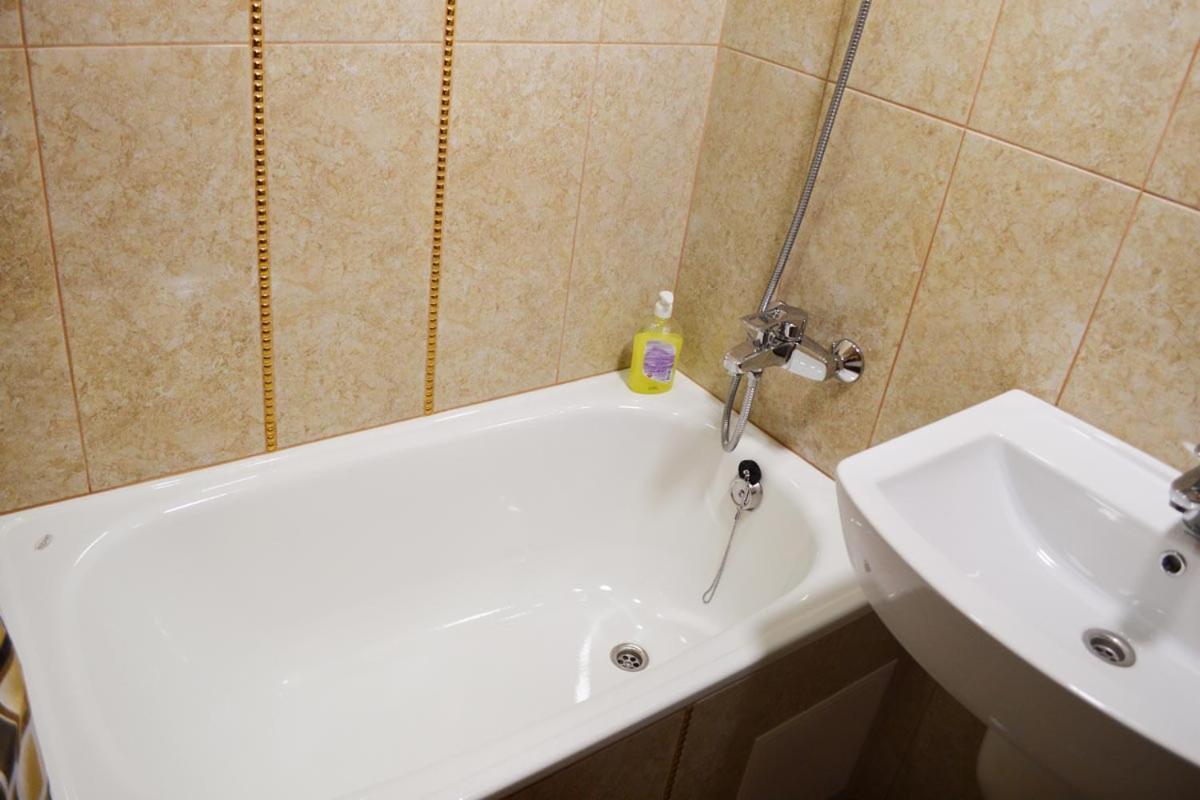На Круговій Zaporizhia Extérieur photo
