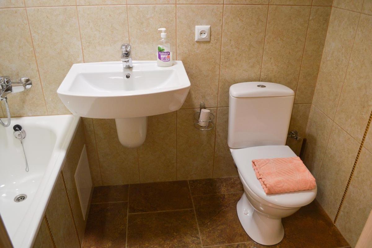 На Круговій Zaporizhia Extérieur photo